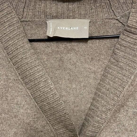 Everlane Recashmere Varsity Cardigan Sand Womens Sz XS Host Pick - Picture 5 of 7